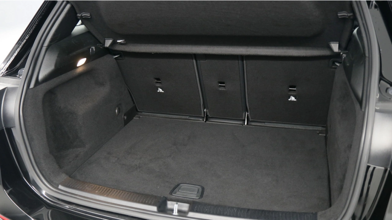 Mercedes-Benz B-Klasse 250 e 218pk AMG Line