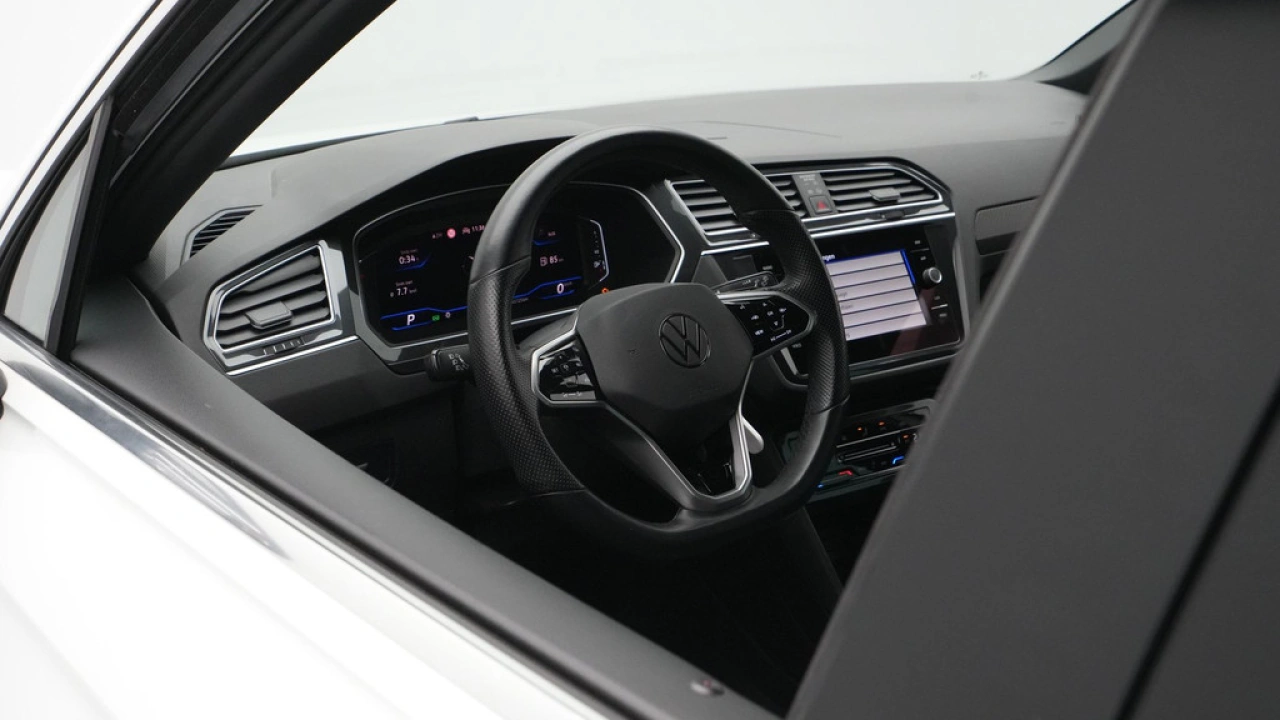 Volkswagen Tiguan 1.5 TSI 150pk DSG R-Line Business