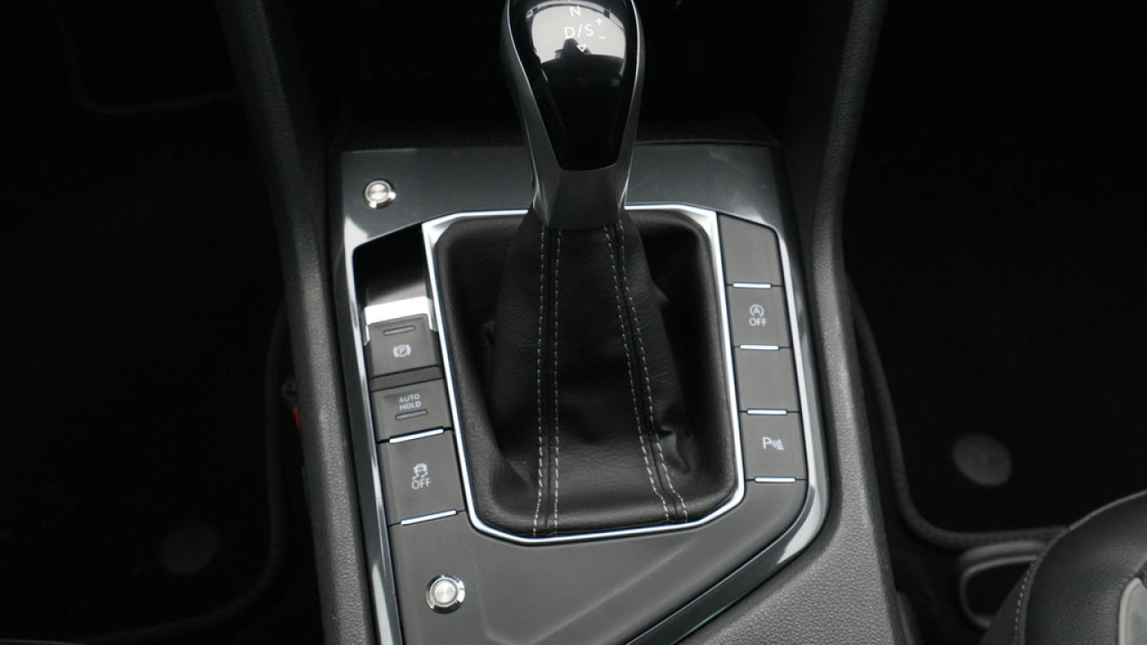 Volkswagen Tiguan 1.5 TSI 150pk DSG R-Line Business