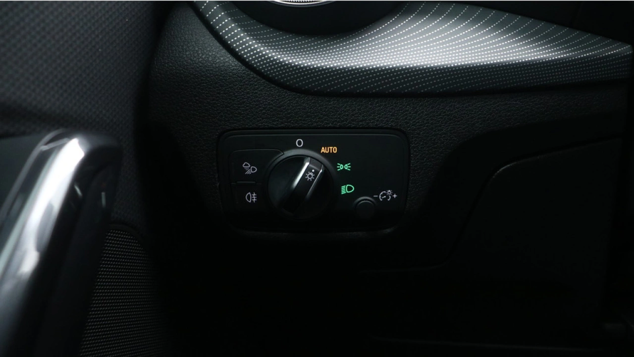 Audi Q2 35 TFSI S Edition