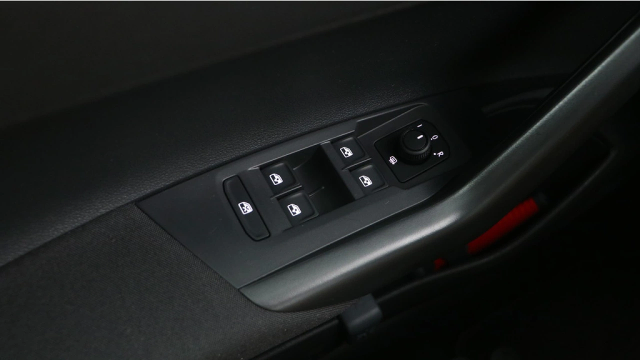 Volkswagen Polo 1.0 TSI 95pk Life Navigatie Climatronic