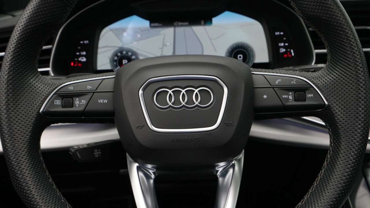 Audi Q8 55 TFSI e 381 pk quattro S-Line