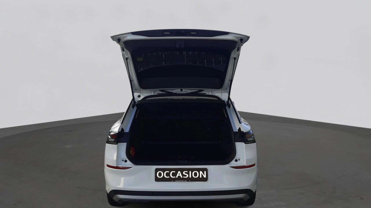 Volkswagen T-Roc 1.5 eTsi Life First Edition | 18