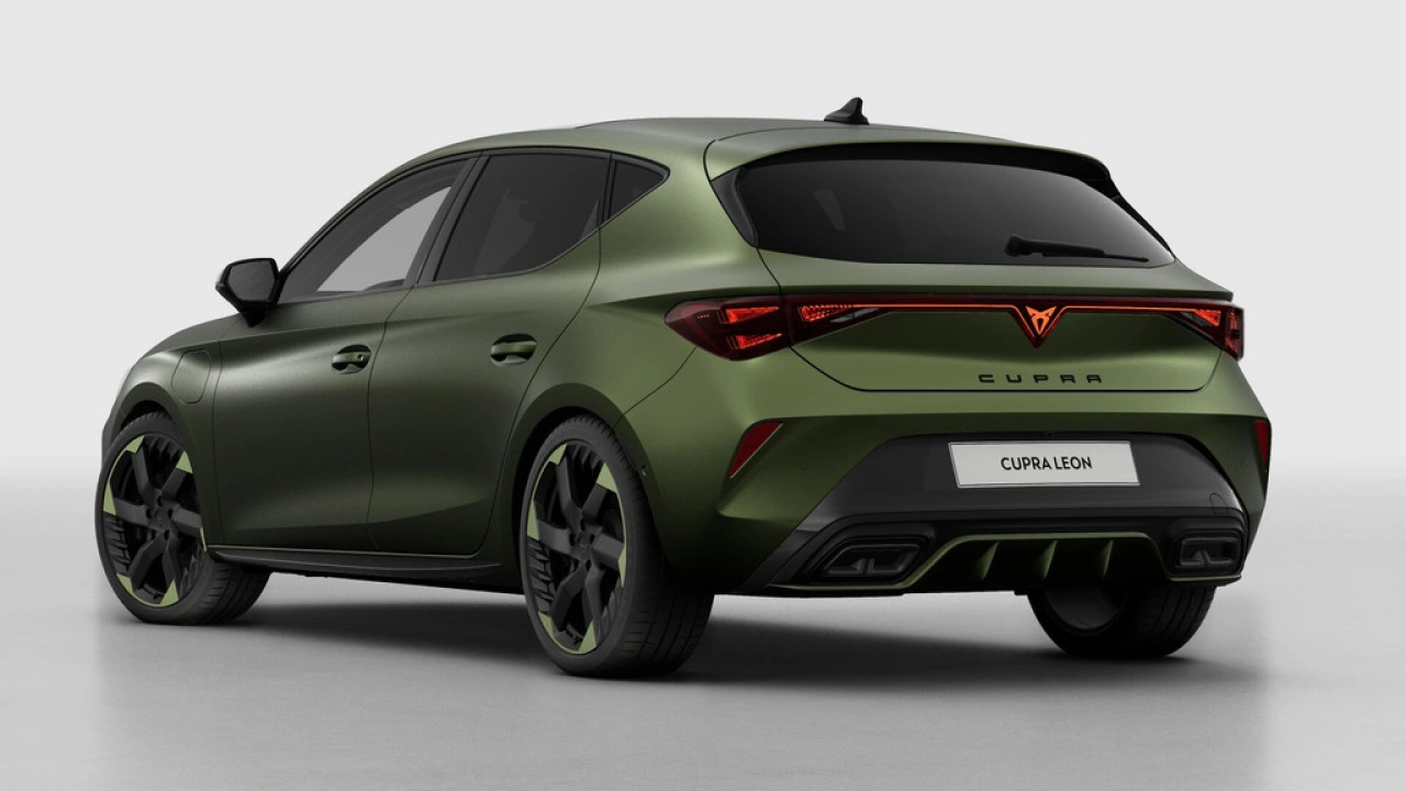 CUPRA Leon 1.5 TSI e-Hybrid 272 6DSG VZ Tribe Edition