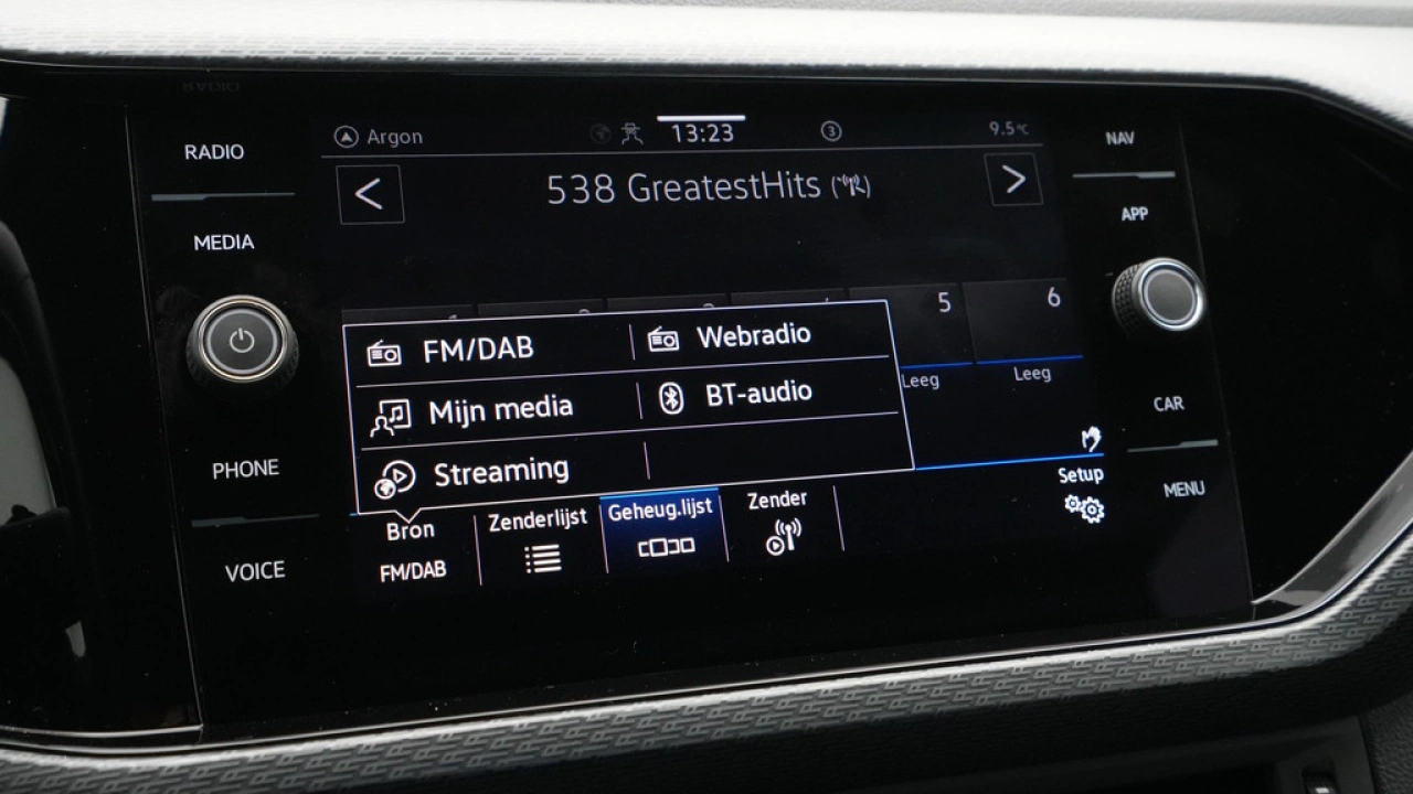 Volkswagen T-Cross 1.0 TSI 110pk DSG R-Line