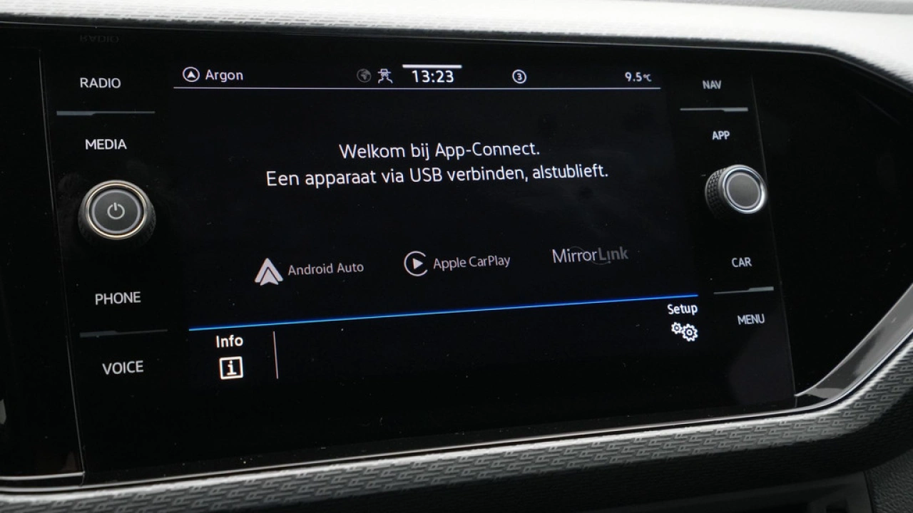 Volkswagen T-Cross 1.0 TSI 110pk DSG R-Line