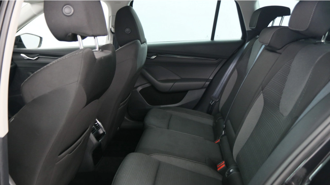 Škoda Octavia Combi 1.0 e-TSI 110pk Business Edition DSG