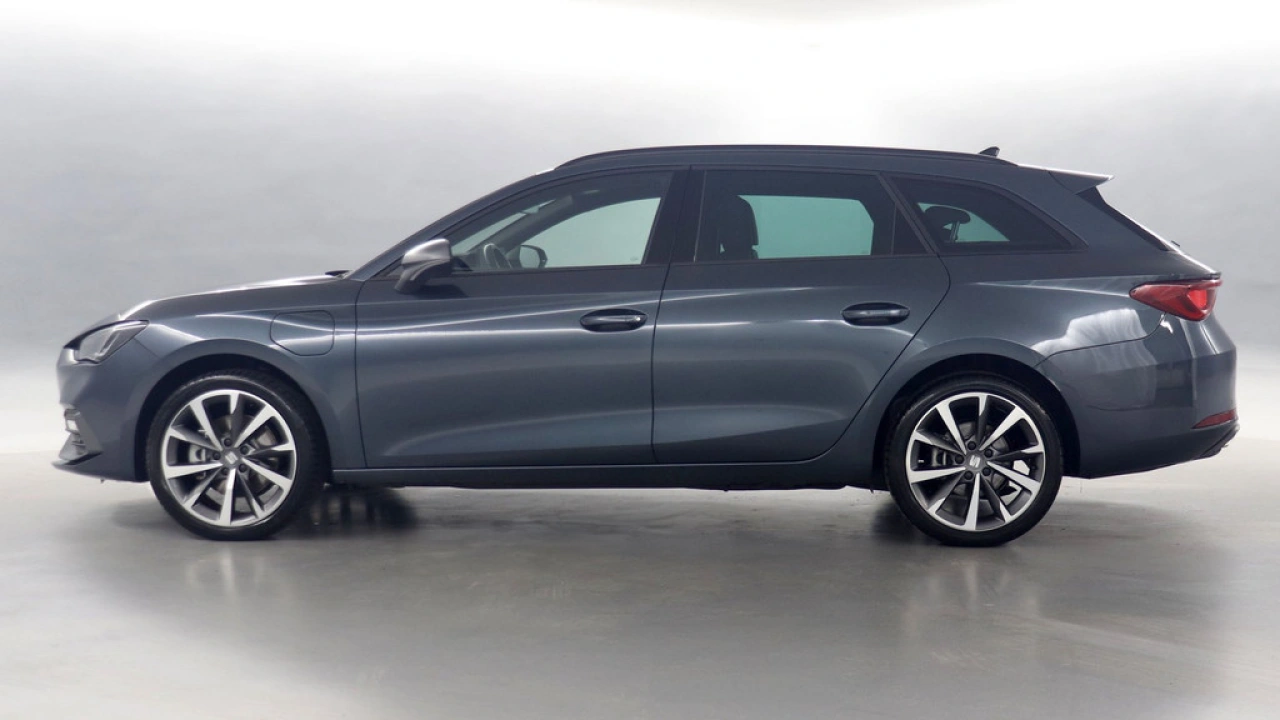 SEAT Leon Sportstourer 1.5 TSI 204pk e-Hybrid FR Business DSG