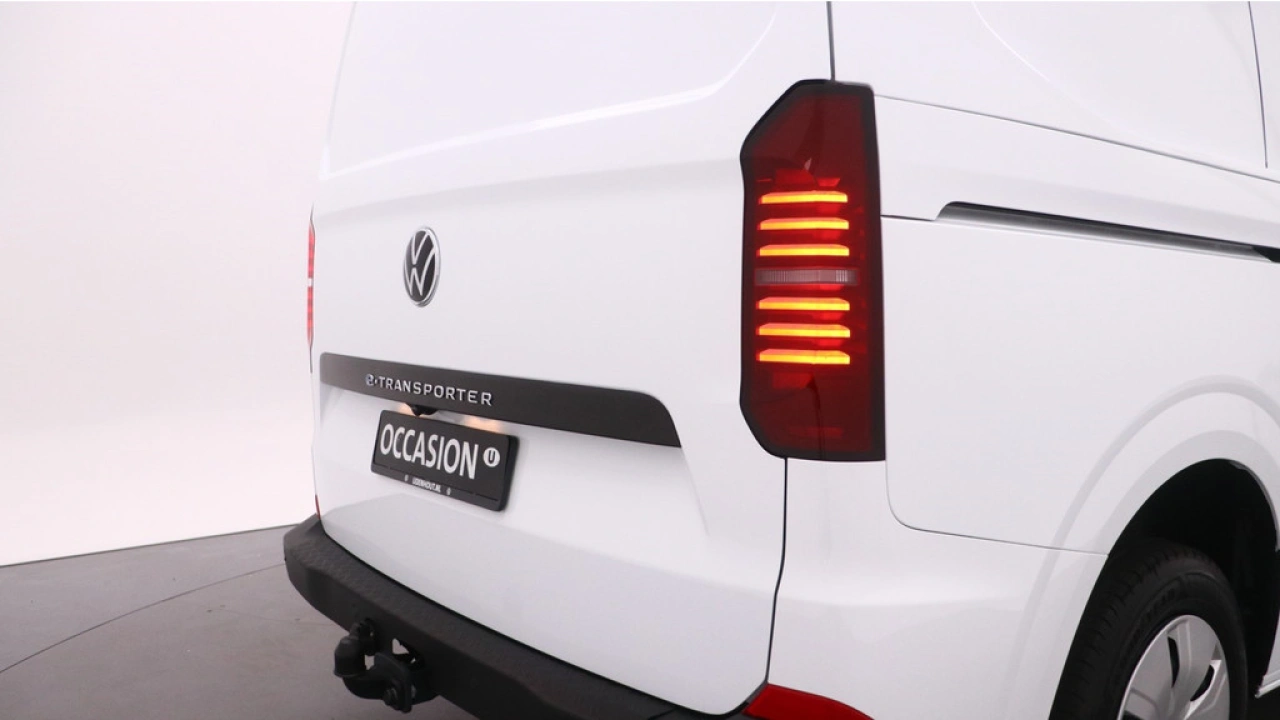 VW Bedrijfswagens E-Transporter L1H1 64kWh 136pk Life