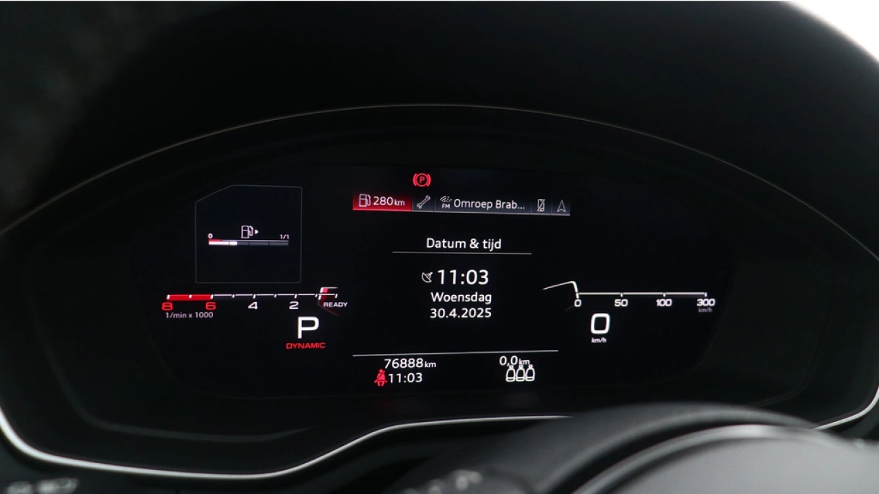 Audi A4 Avant 35 TFSI Launch edition Sport | PDC v+a | Zwart optiek | Carplay | Stoelverwarming |