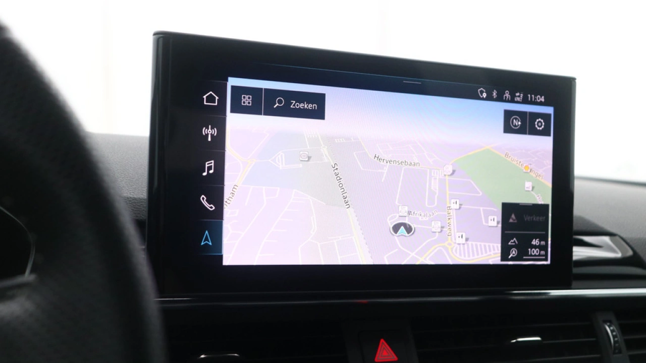 Audi A4 Avant 35 TFSI Launch edition Sport | PDC v+a | Zwart optiek | Carplay | Stoelverwarming |