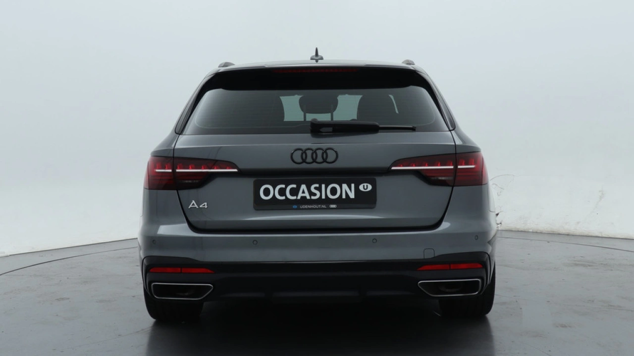 Audi A4 Avant 35 TFSI Launch edition Sport | PDC v+a | Zwart optiek | Carplay | Stoelverwarming |
