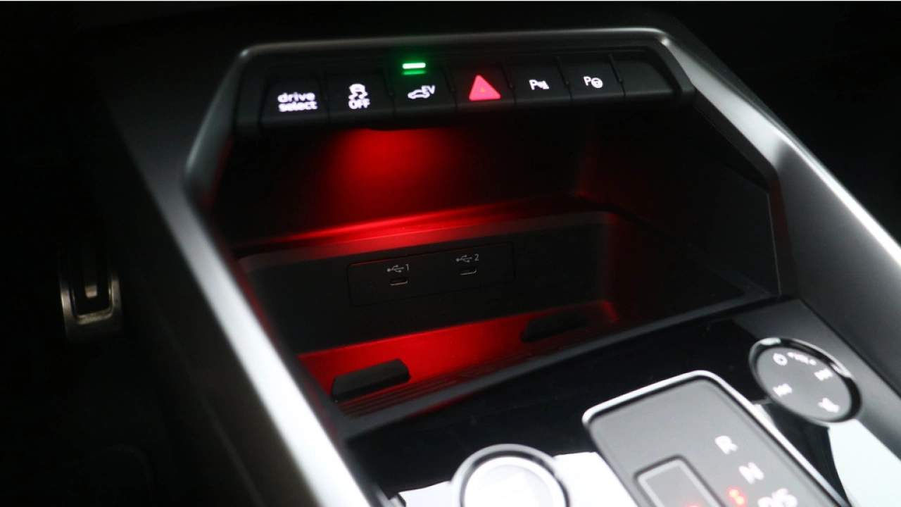 Audi A3 Sportback 45 TFSI e S-Line edition Competition