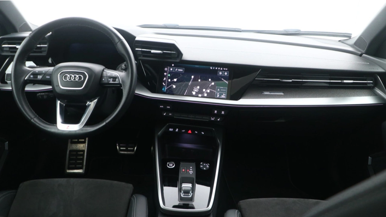 Audi A3 Sportback 45 TFSI e S-Line edition Competition