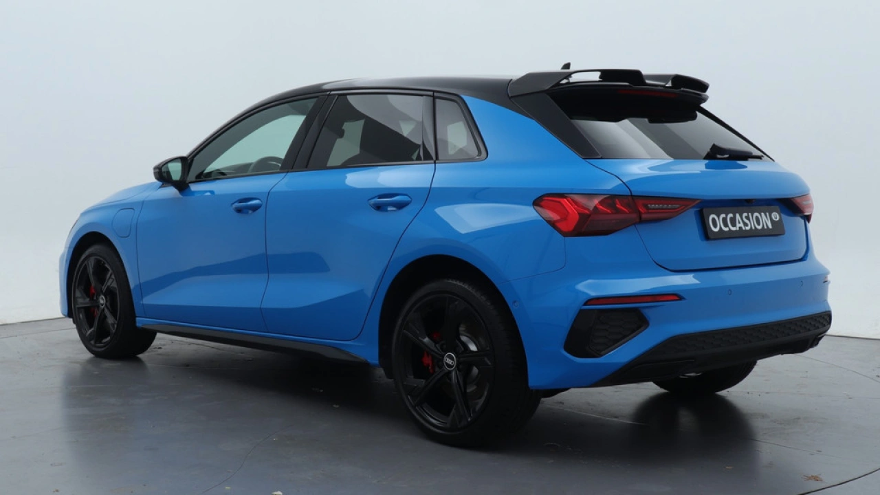 Audi A3 Sportback 45 TFSI e S-Line edition Competition