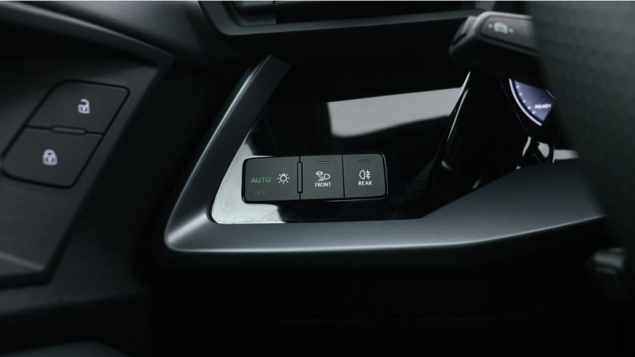 Audi A3 Sportback 30 TFSI S-Line edition