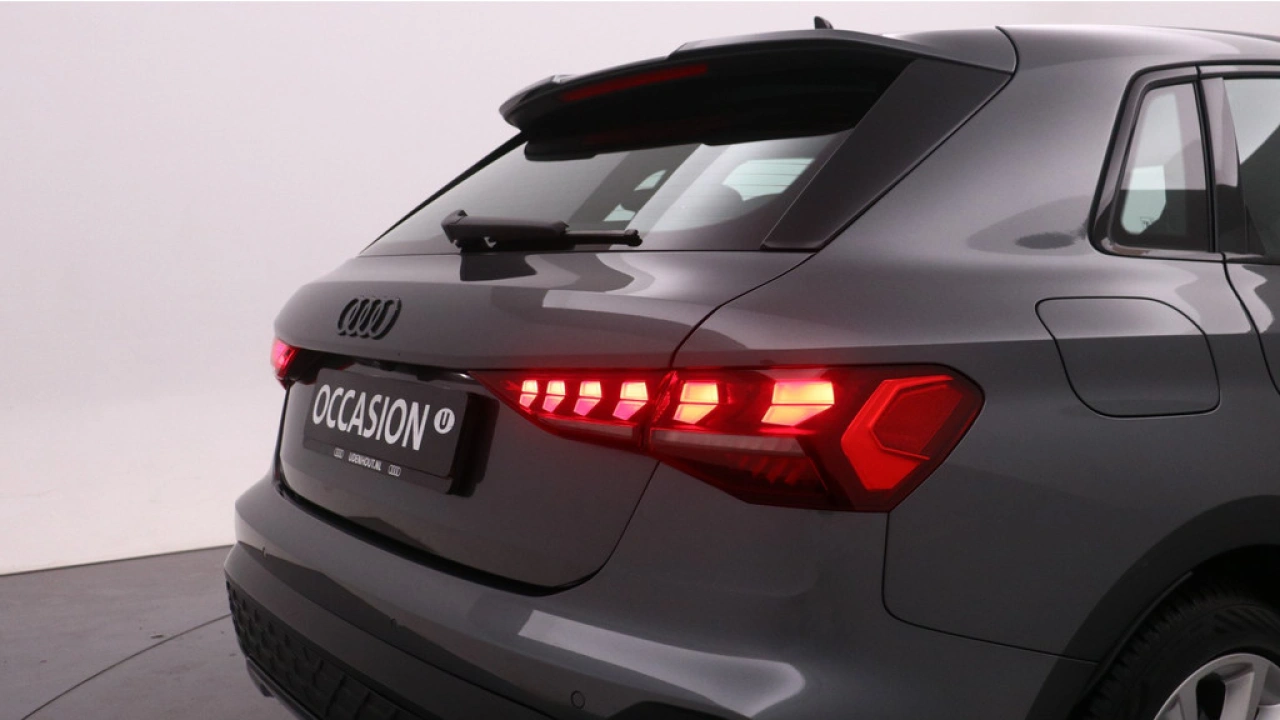 Audi A3 Sportback 30 TFSI S-Line edition