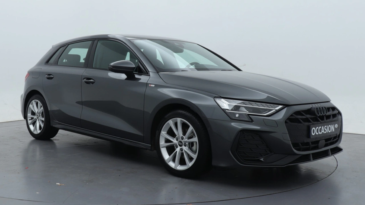 Audi A3 Sportback 30 TFSI S-Line edition