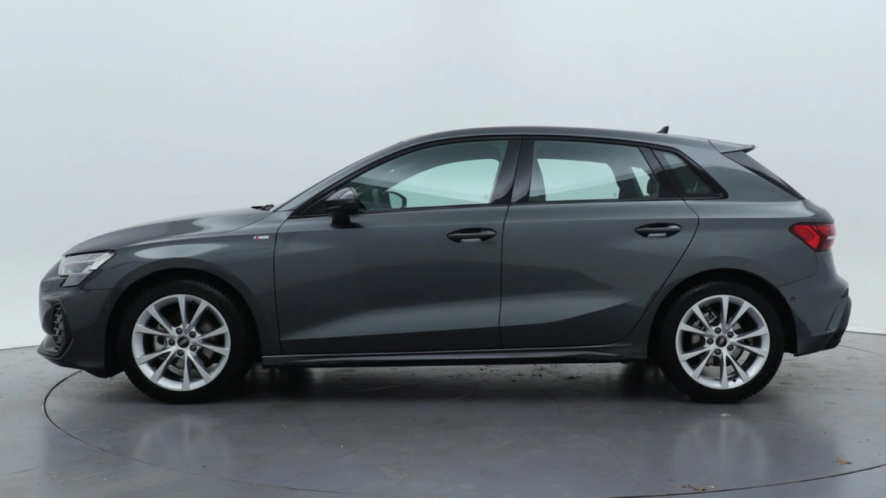 Audi A3 Sportback 30 TFSI S-Line edition