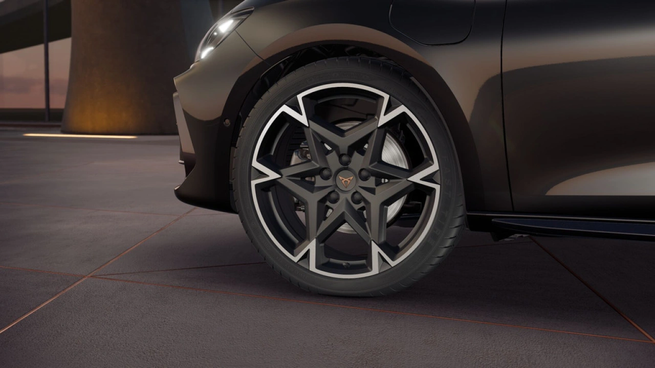 CUPRA Leon 1.5 TSI e-Hybrid 204 6DSG Business