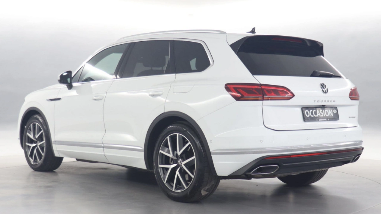 Volkswagen Touareg 3.0 TSi eHybrid 380pk 4MOTION Luchtvering Dynaudio
