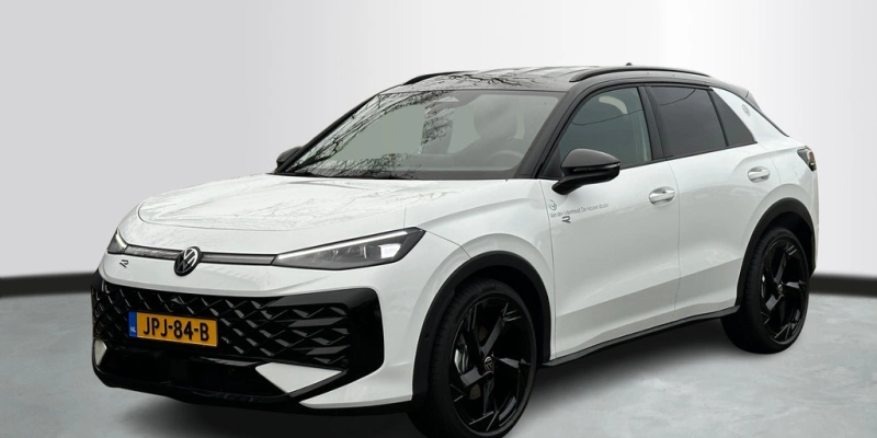 Volkswagen T-Roc 1.5 eTsi 150pk DSG R-Line First Edition