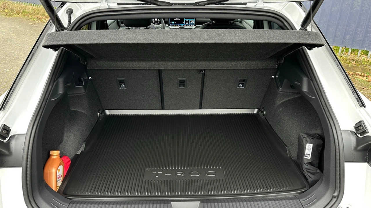 Volkswagen T-Roc 1.5 eTsi 150pk DSG R-Line First Edition