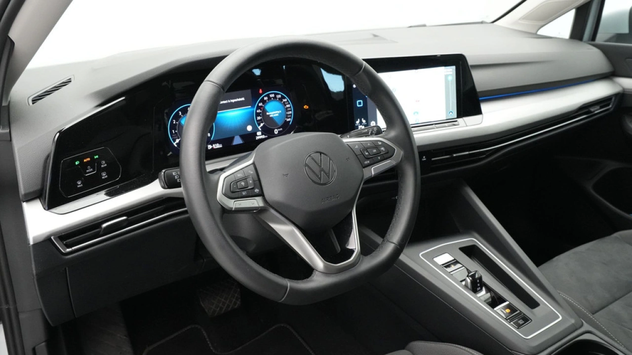 Volkswagen Golf 1.0 eTSI 110pk DSG Life Business