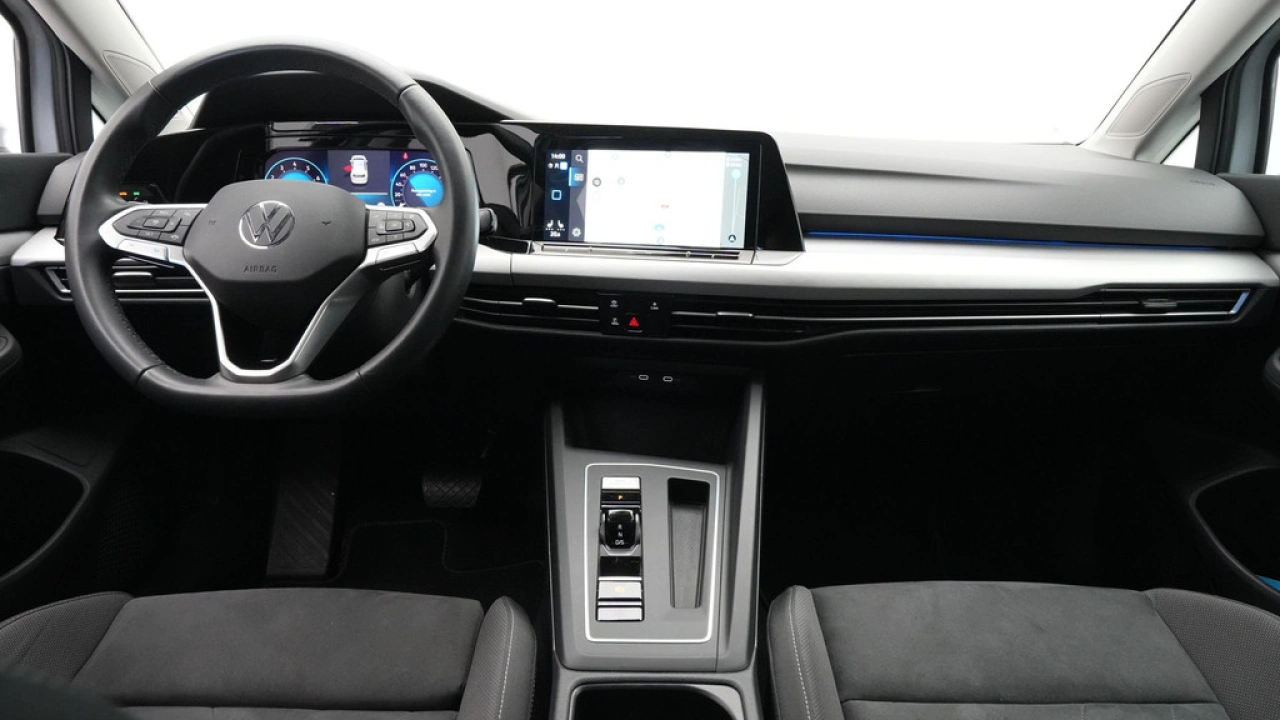 Volkswagen Golf 1.0 eTSI 110pk DSG Life Business