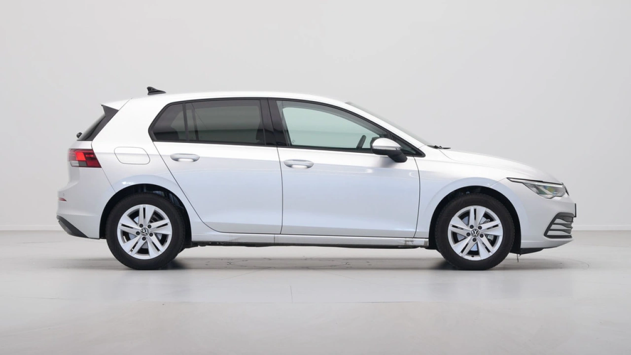 Volkswagen Golf 1.0 eTSI 110pk DSG Life Business