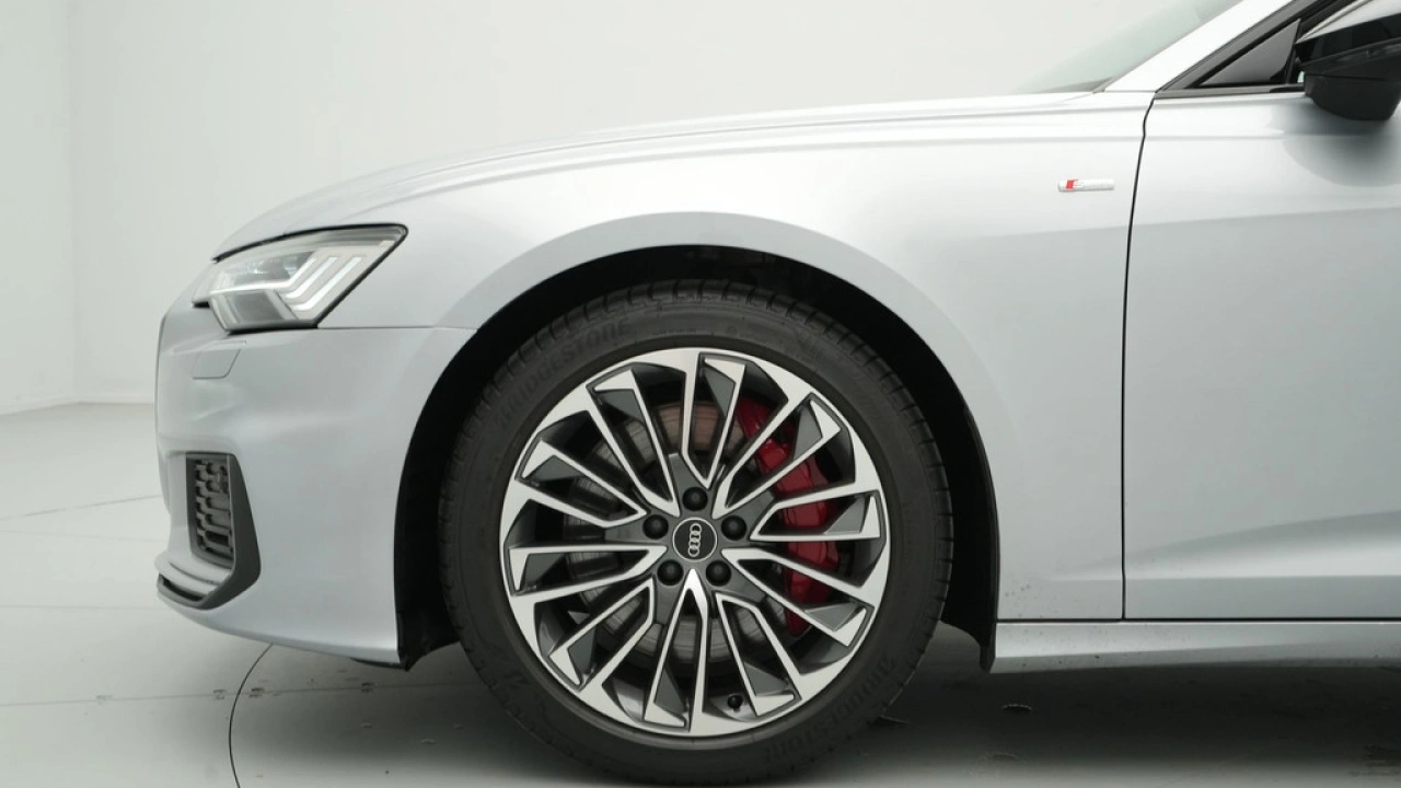 Audi A6 Avant 55 TFSI e quattro 367pk Pro Line S-Line Competition