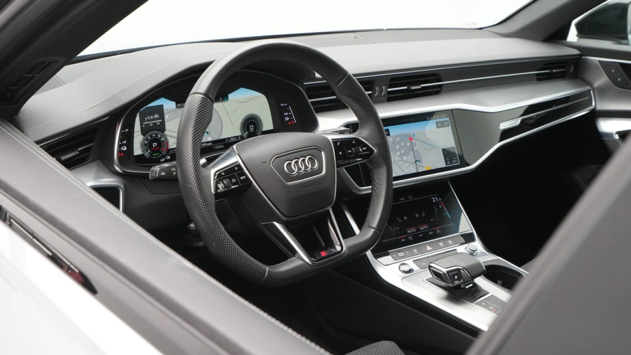 Audi A6 Avant 55 TFSI e quattro 367pk Pro Line S-Line Competition