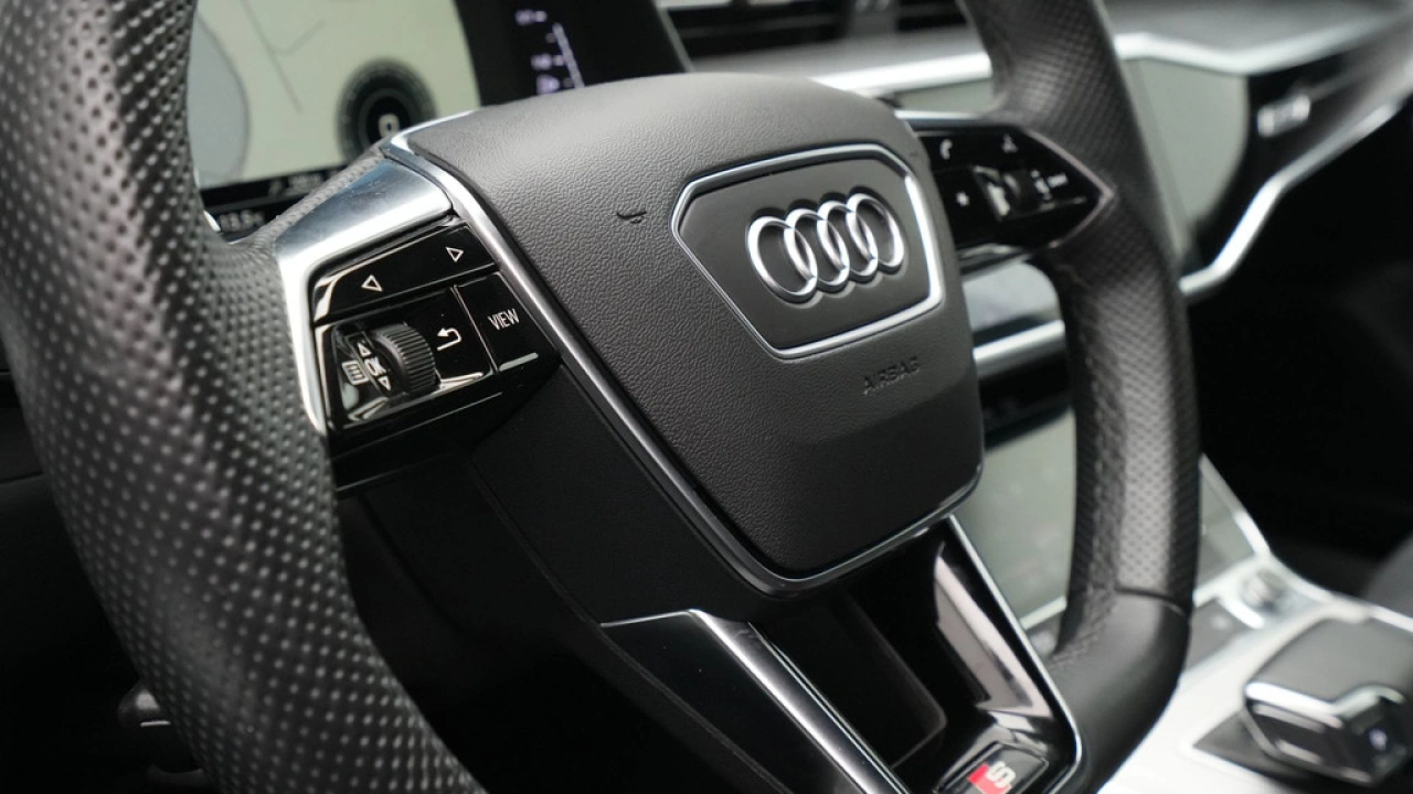 Audi A6 Avant 55 TFSI e quattro 367pk Pro Line S-Line Competition