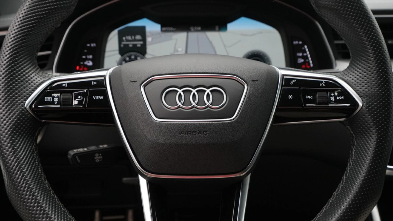 Audi A6 Avant 55 TFSI e quattro 367pk Pro Line S-Line Competition