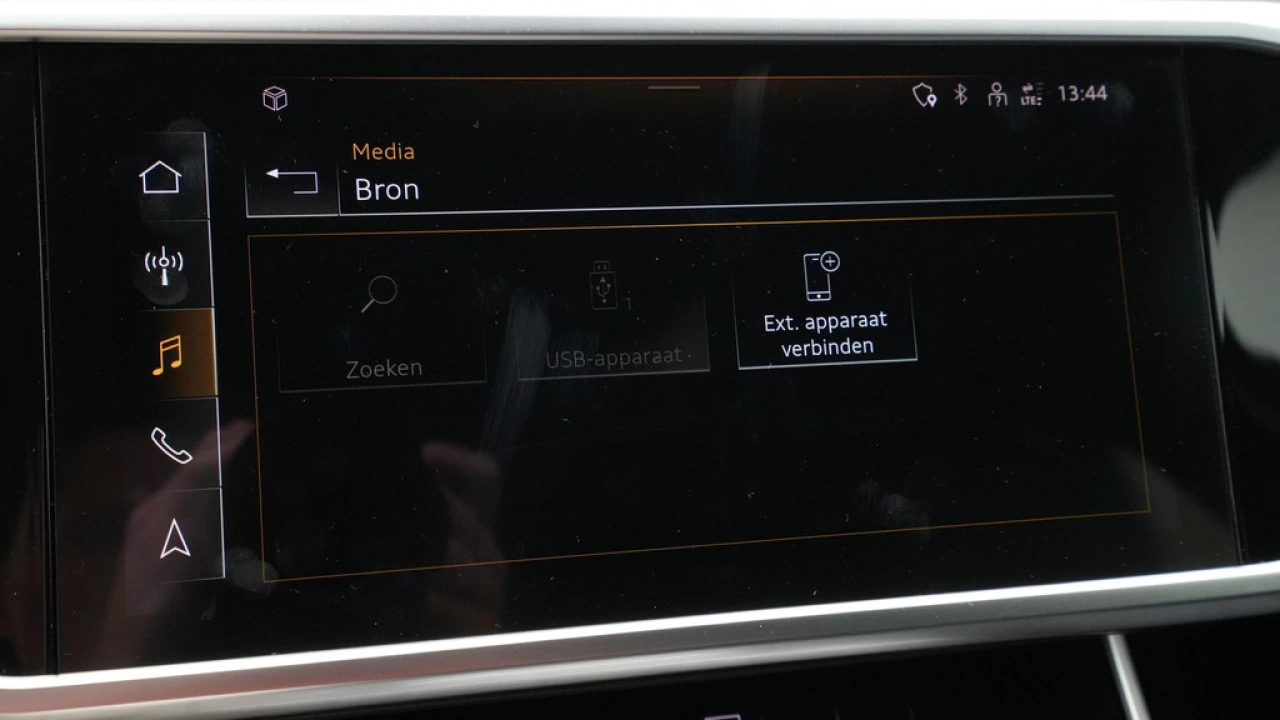 Audi A6 Avant 55 TFSI e quattro 367pk Pro Line S-Line Competition