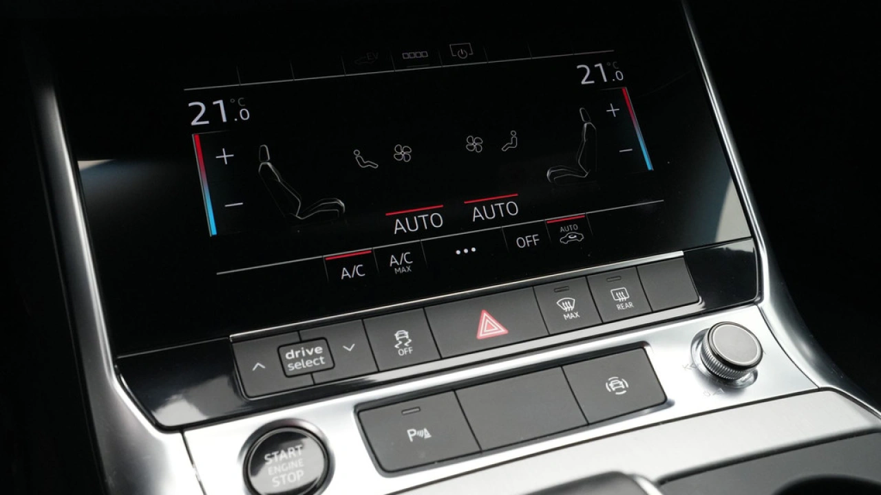 Audi A6 Avant 55 TFSI e quattro 367pk Pro Line S-Line Competition