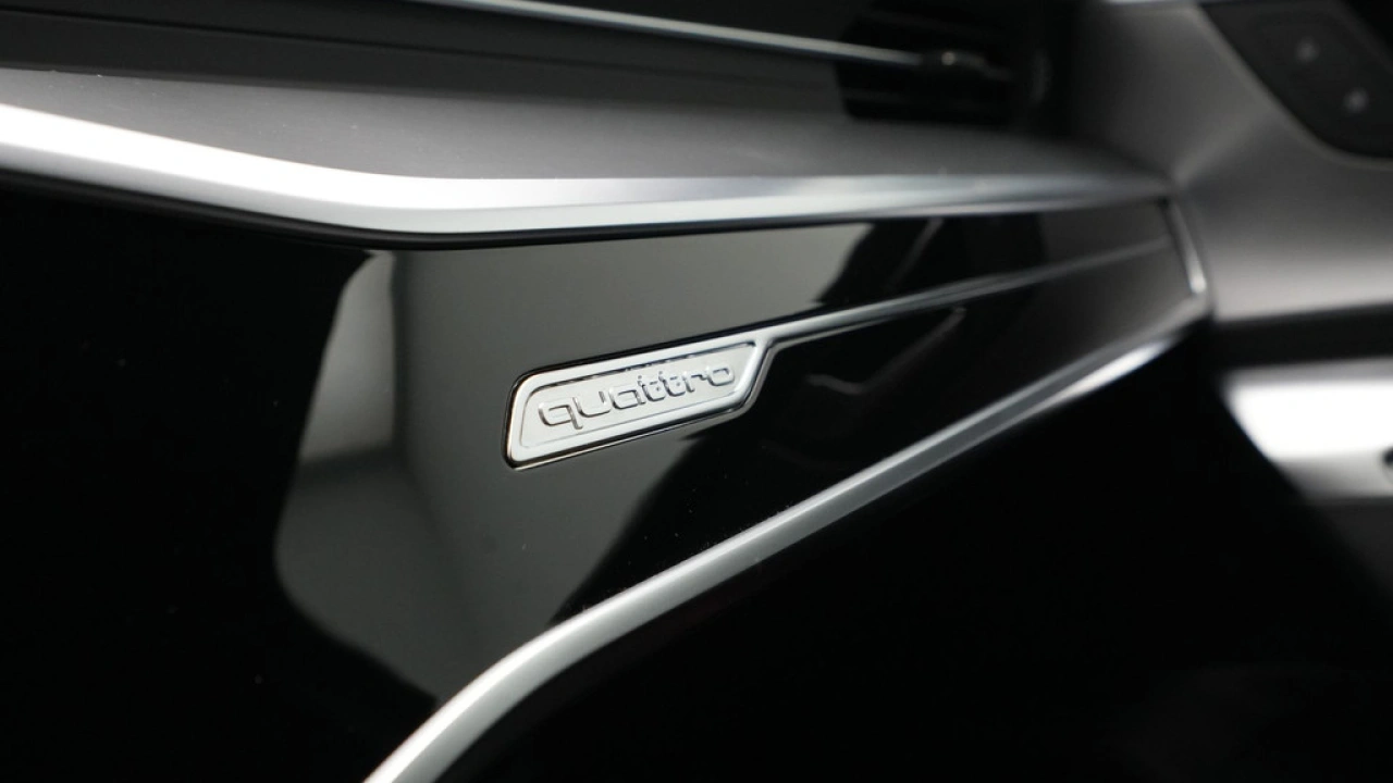 Audi A6 Avant 55 TFSI e quattro 367pk Pro Line S-Line Competition