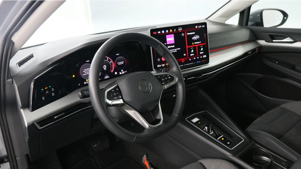 Volkswagen Golf 1.5 eHybrid 204pk Life Edition DSG