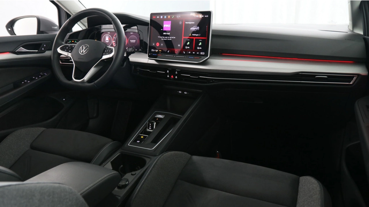 Volkswagen Golf 1.5 eHybrid 204pk Life Edition DSG