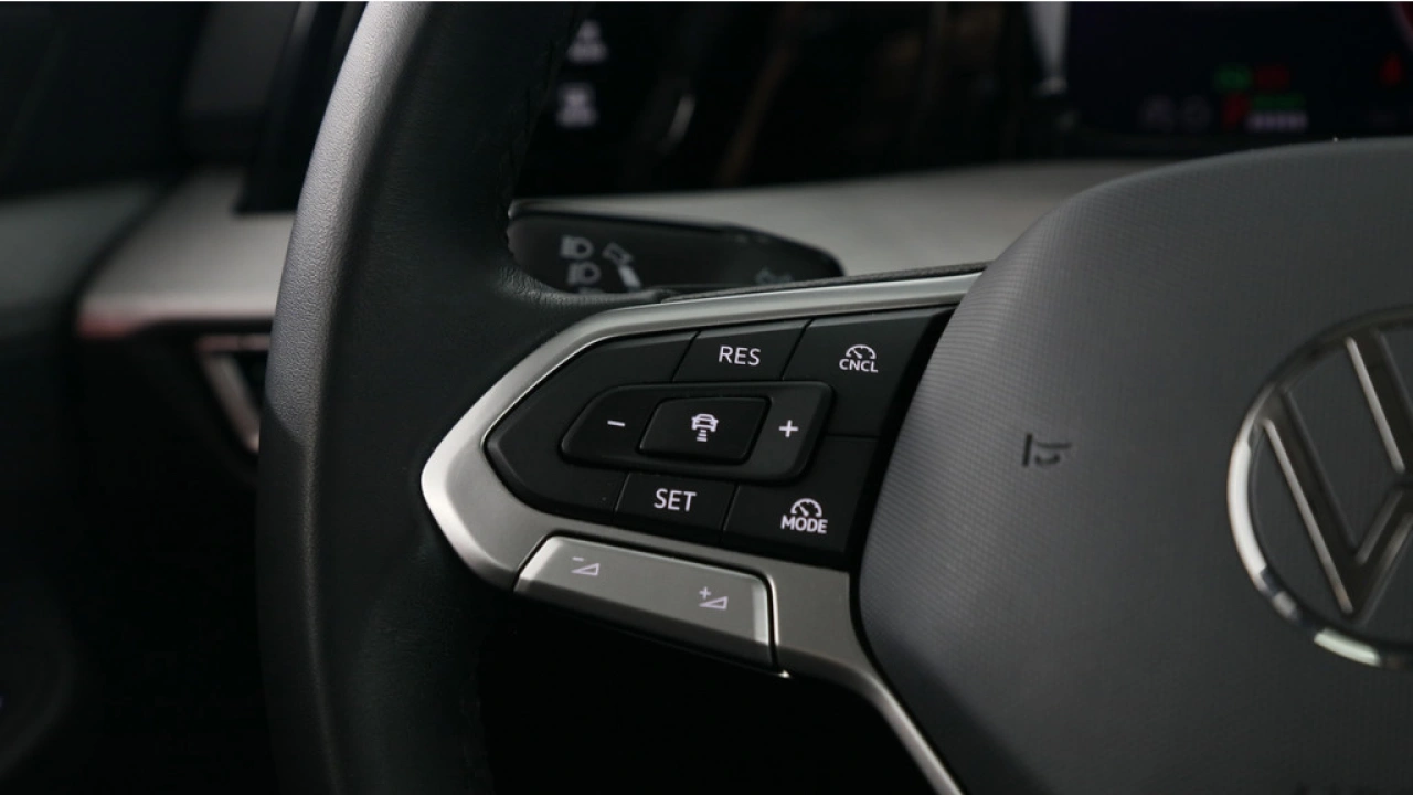 Volkswagen Golf 1.5 eHybrid 204pk Life Edition DSG