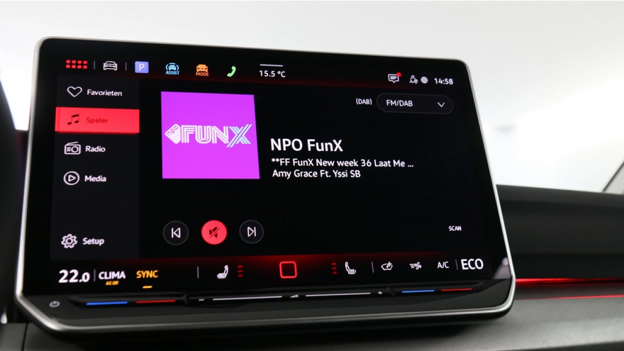 Volkswagen Golf 1.5 eHybrid 204pk Life Edition DSG