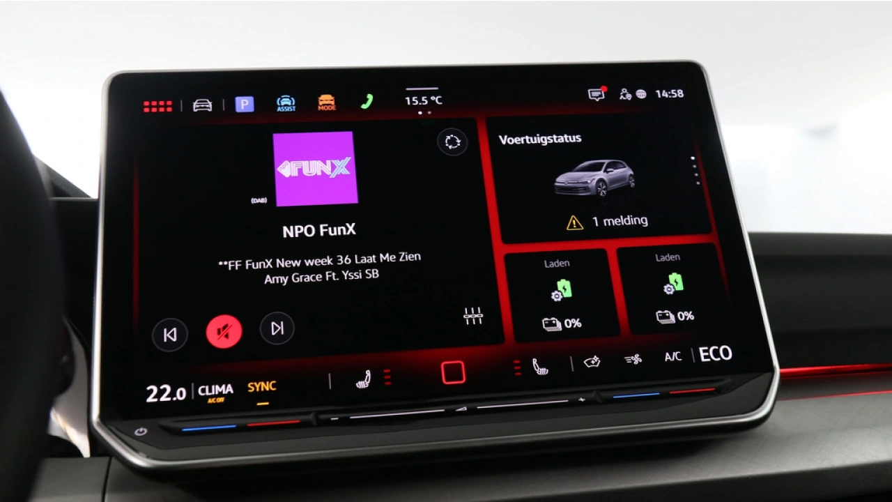 Volkswagen Golf 1.5 eHybrid 204pk Life Edition DSG