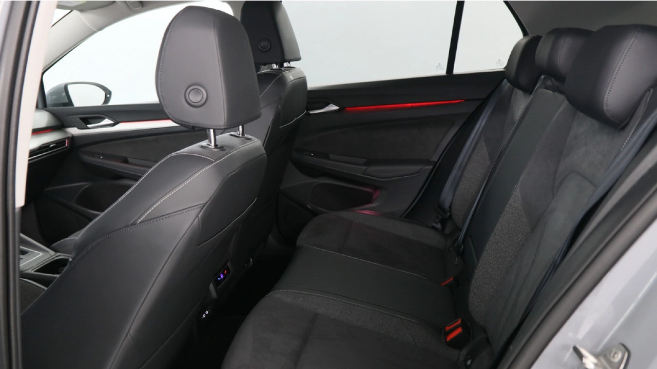 Volkswagen Golf 1.5 eHybrid 204pk Life Edition DSG