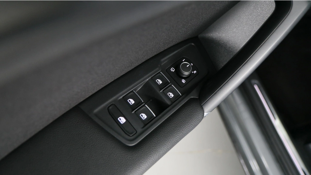 Volkswagen Tiguan 1.4 TSI 150pk ACT Comfortline Business R-Line DSG