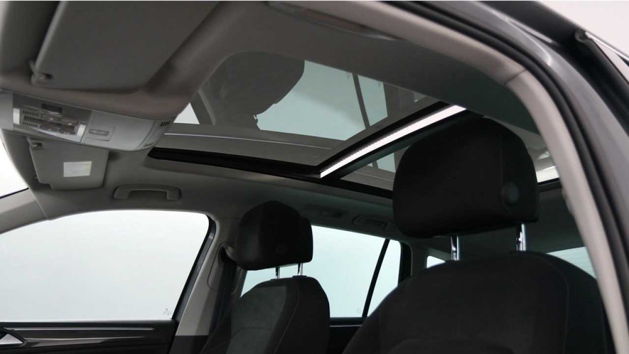 Volkswagen Tiguan 1.4 TSI 150pk ACT Comfortline Business R-Line DSG