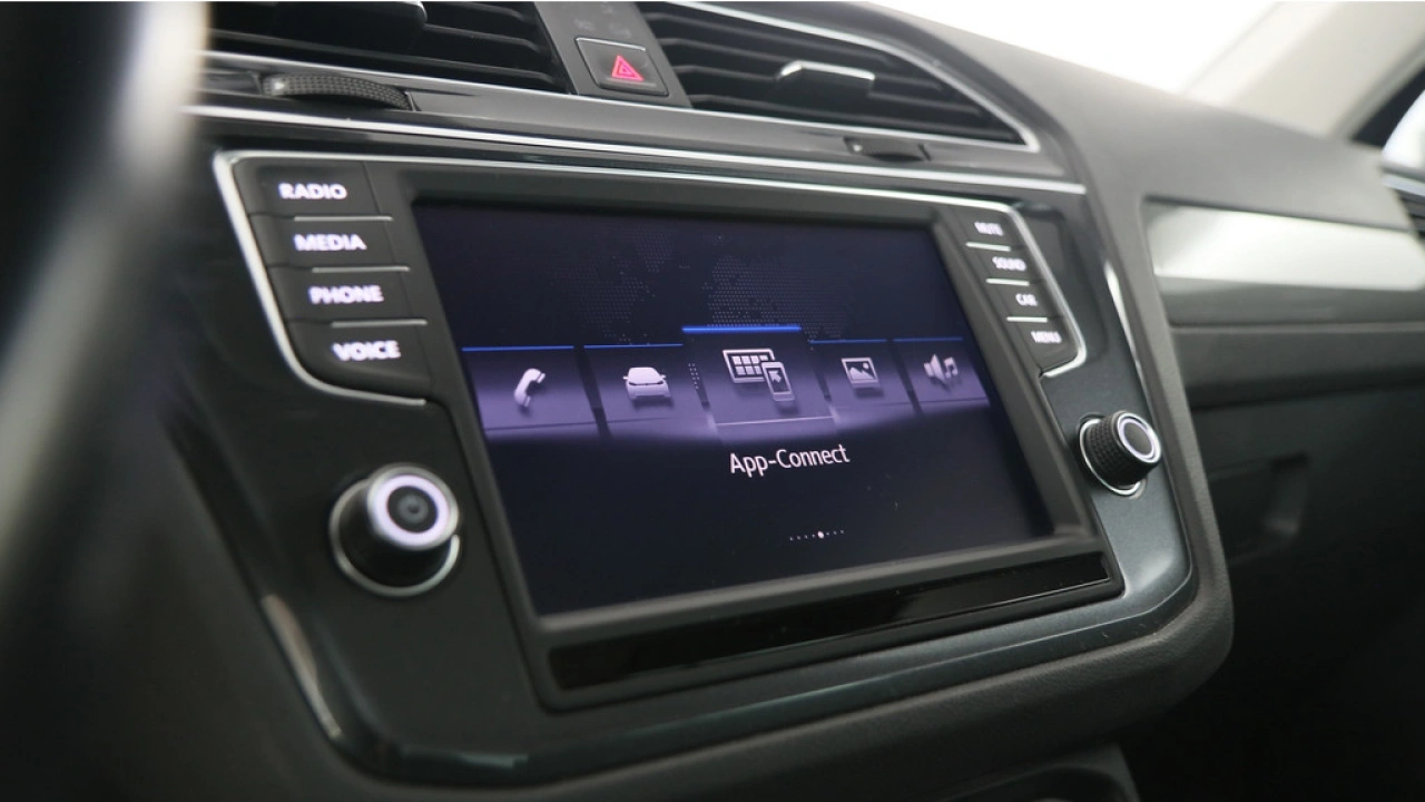 Volkswagen Tiguan 1.4 TSI 150pk ACT Comfortline Business R-Line DSG