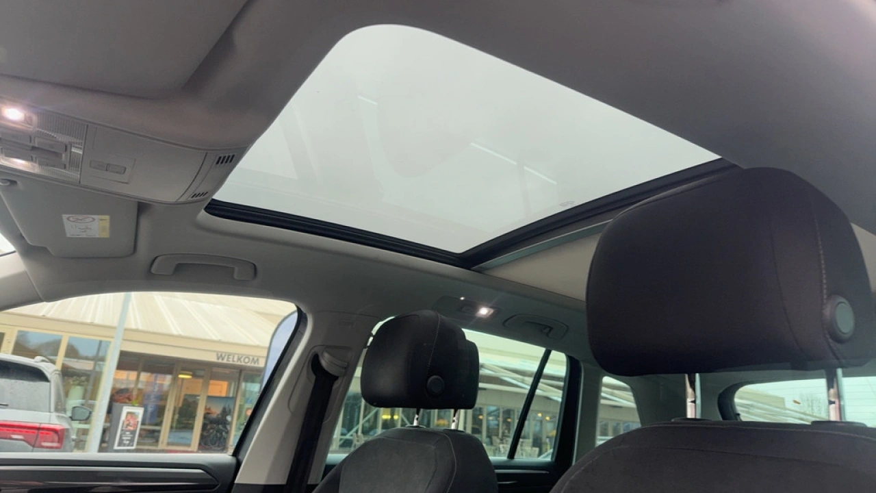 Volkswagen Tiguan 1.4 TSI 150pk ACT Comfortline Business R-Line DSG