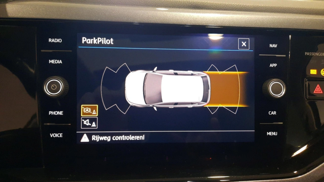 Volkswagen Polo 1.0 TSI Highline R Line Executive Advance