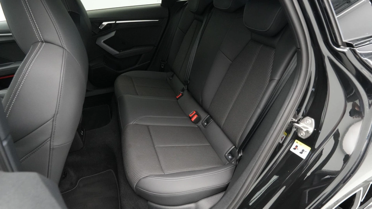 Audi A3 Sportback 35 TFSI 150pk S-Line edition