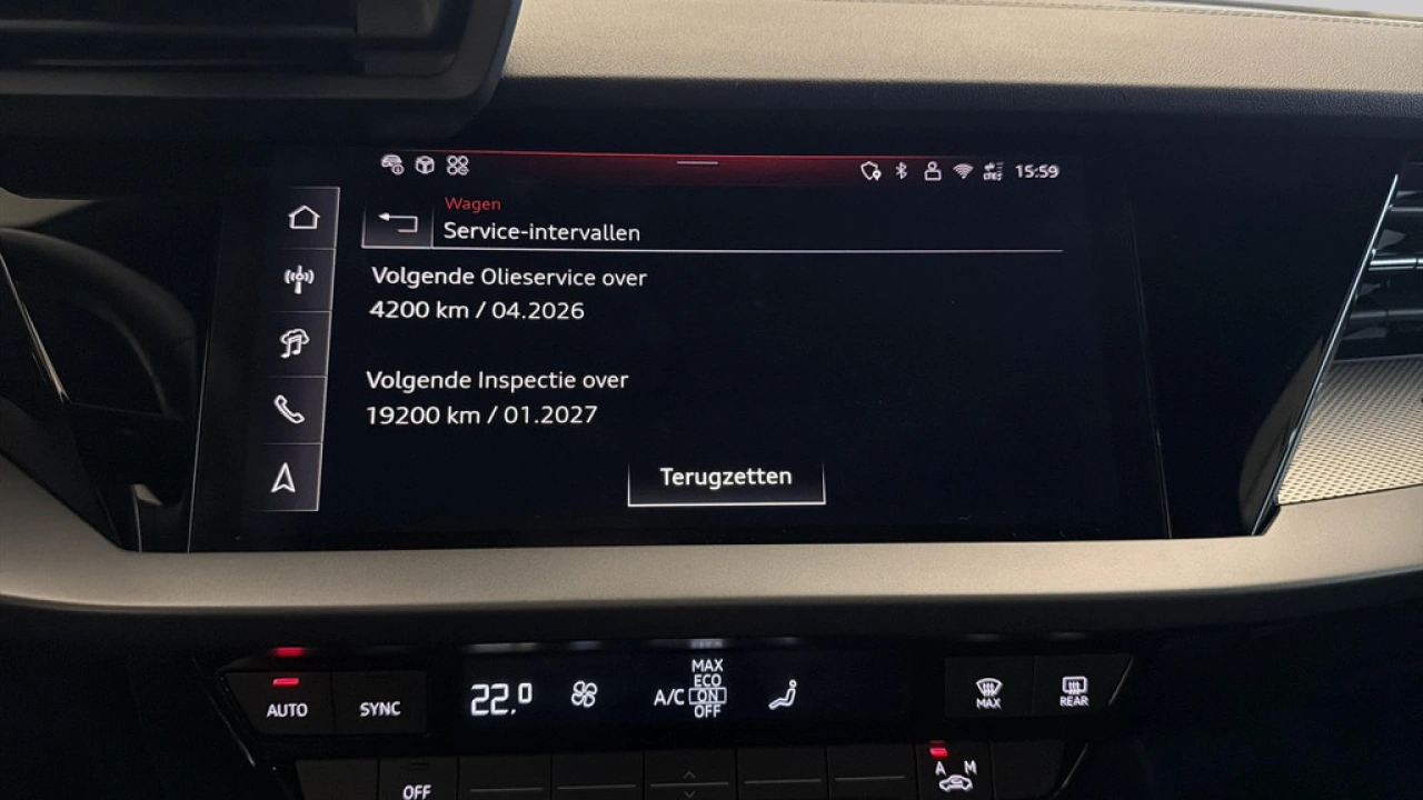 Audi A3 Limousine 30 TFSI 116Pk S-Line Edition